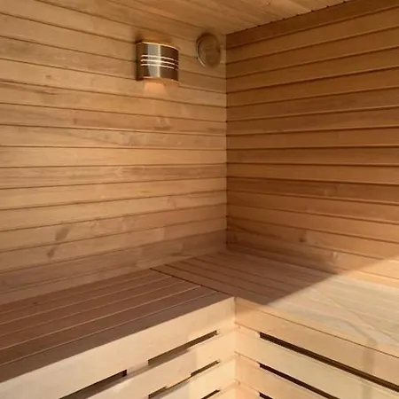 Voelgy Vendeghaz Pensionat 3*