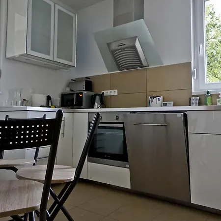 Voelgy Vendeghaz 3* Etyek